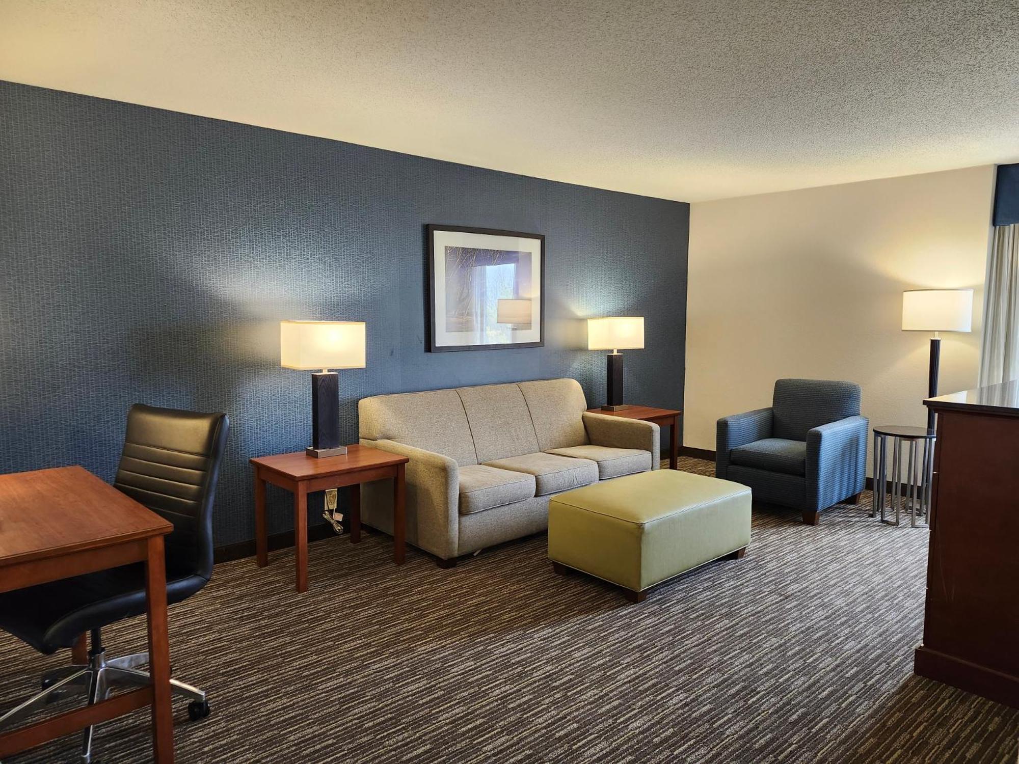 Heritage Inn & Suites St Louis Fenton, Trademark By Wyndham Екстериор снимка